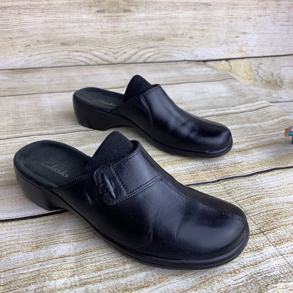 clarks black leather mules